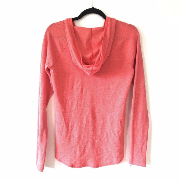 The North Face Women’s Thermal Waffle Knit Hooded Jersey Top Undershirt - Picture 2 of 12